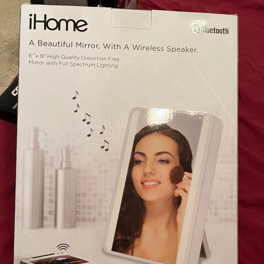 Ihome vanity mirror With speaker